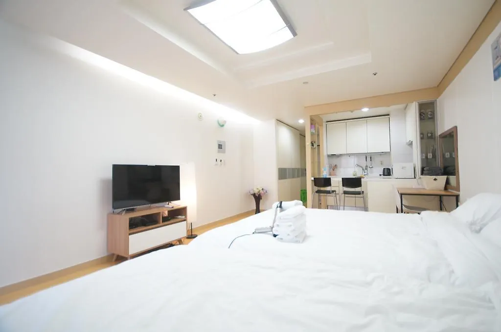 Enjoy Budget Apartment In Gangnam 2 Seoul